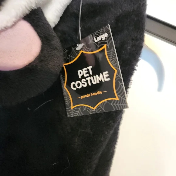 NWT. Size large pet costume. Panda. - Picture 2 of 4
